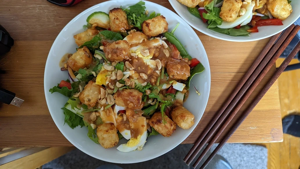 A lazy attempt at an Indonesian dish called gado-gado. Pretty decent for hot days when you don't want to turn on the stove for too long.